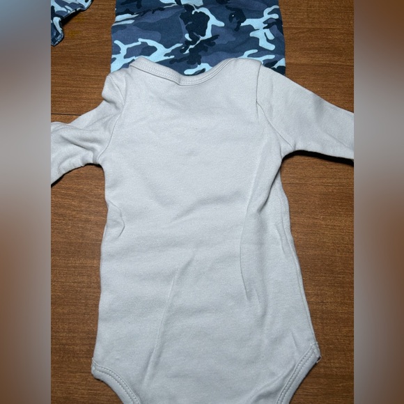 The Peanutshell onesie bundle - Picture 2 of 13